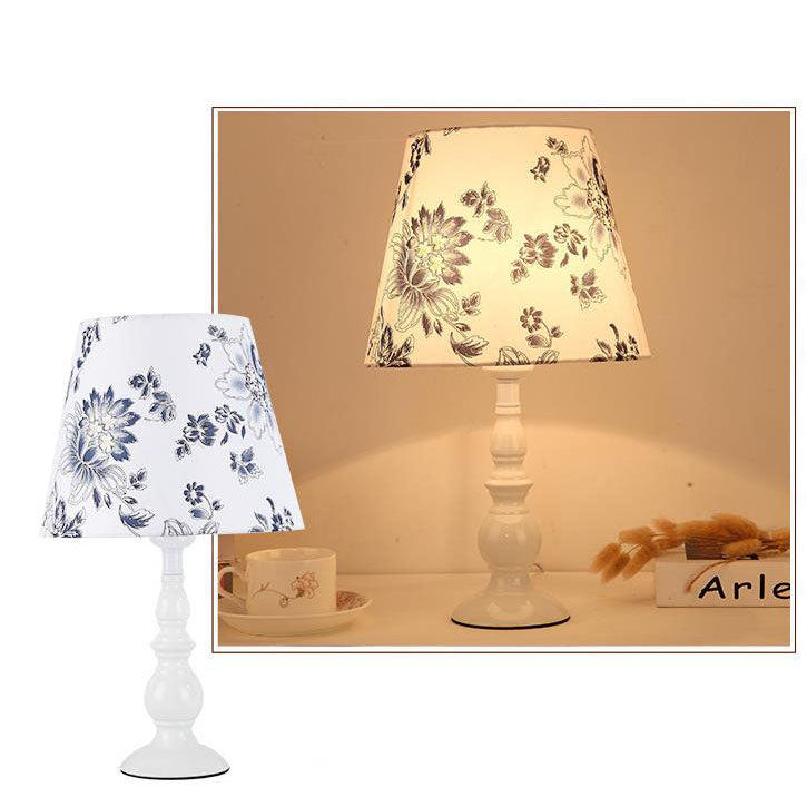 Modern Simple Floral Fabric Iron Vase Base 1-Light Table Lamp