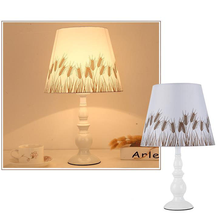 Modern Simple Floral Fabric Iron Vase Base 1-Light Table Lamp