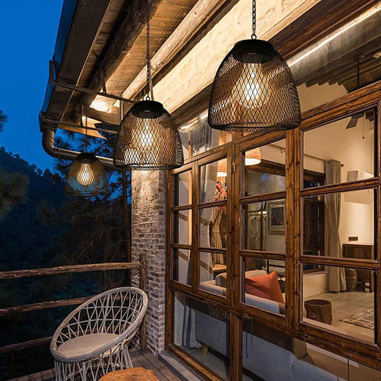 Traditional Rustic Iron Net Rattan Weaving Cage LED Solar Waterproof Pendant Light For Outdoor Patio