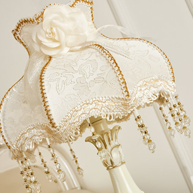 Traditional European Vase Base Resin Fabric 1-Light Table Lamp For Bedroom