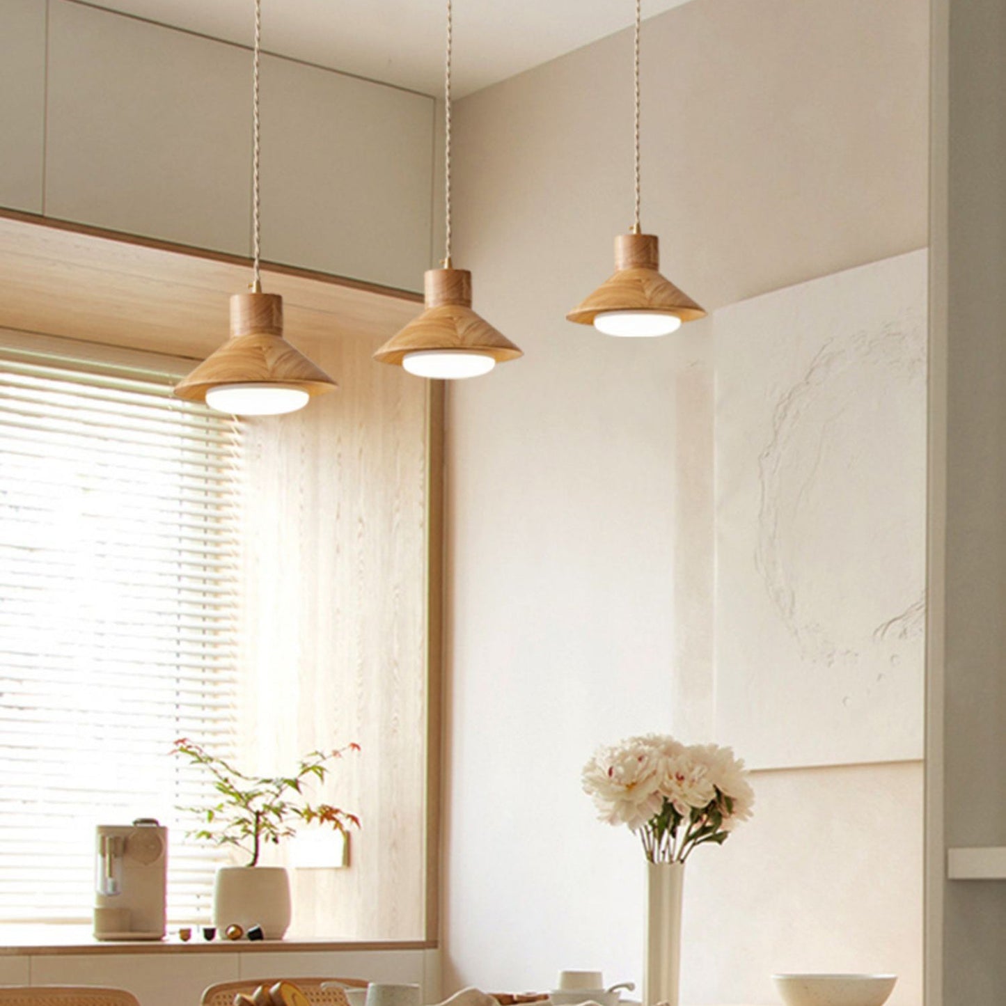 Traditional Japanese Round Mushroom Shape Wood 1-Light Pendant Light For Living Room