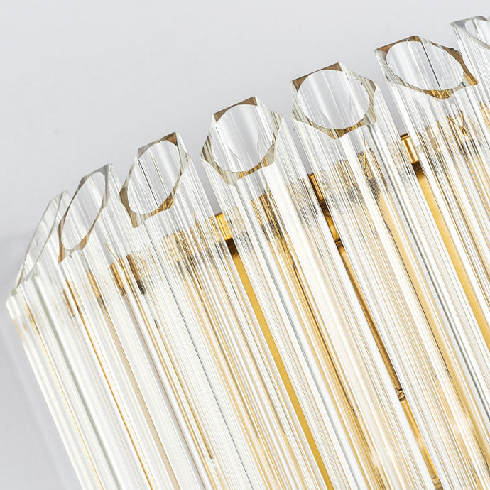 مصباح حائطي فاخر حديث على شكل عمود مربع زجاجي مزود بإضاءة واحدة