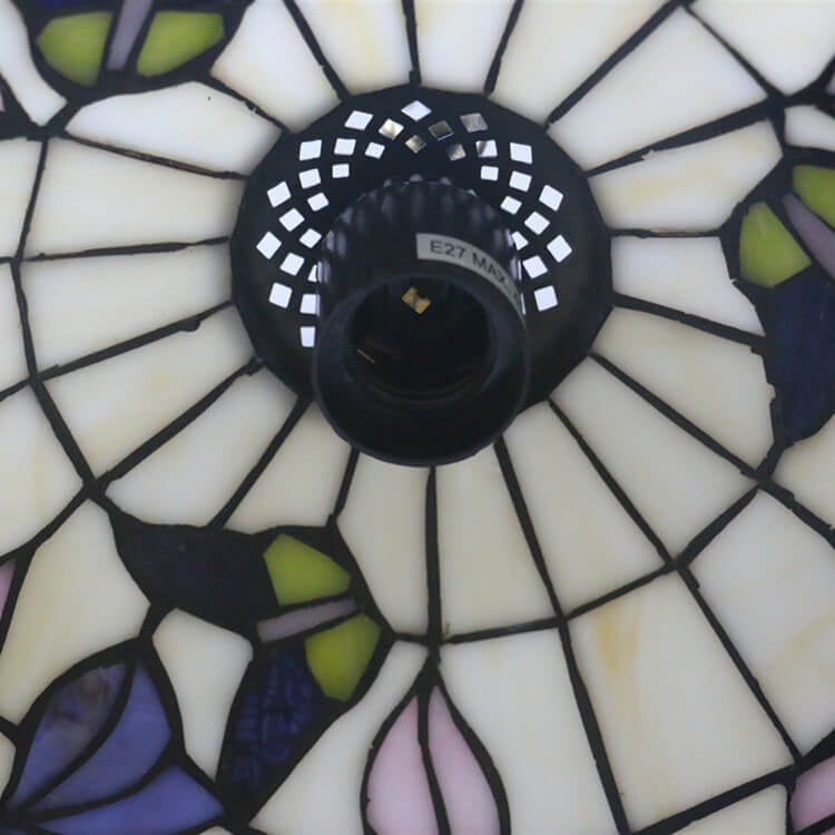 مصباح معلق من الزجاج الملون على شكل زهرة فراشة أوروبية من تيفاني