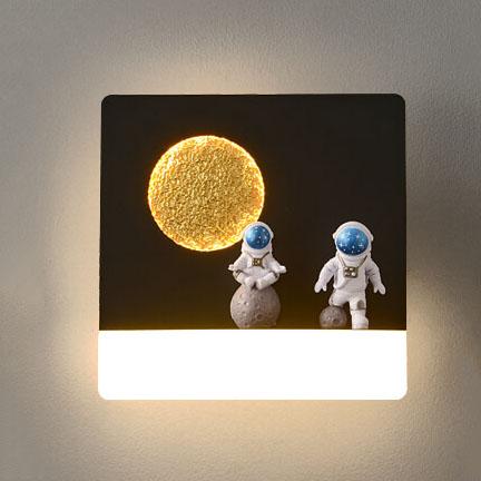 クリエイティブな宇宙飛行士樹脂アクリル1灯LED円形壁取り付け用燭台ランプ