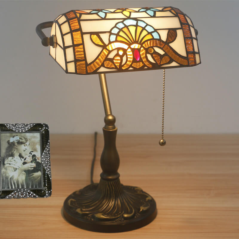 Vintage Stained Glass 1-Light Zipper Switch Table Lamp