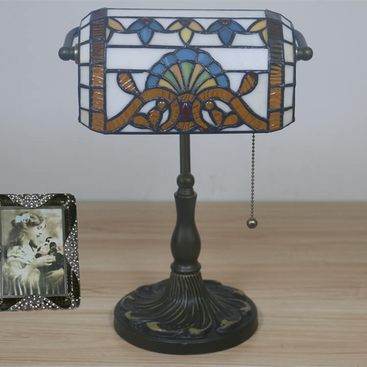 Vintage Stained Glass 1-Light Zipper Switch Table Lamp