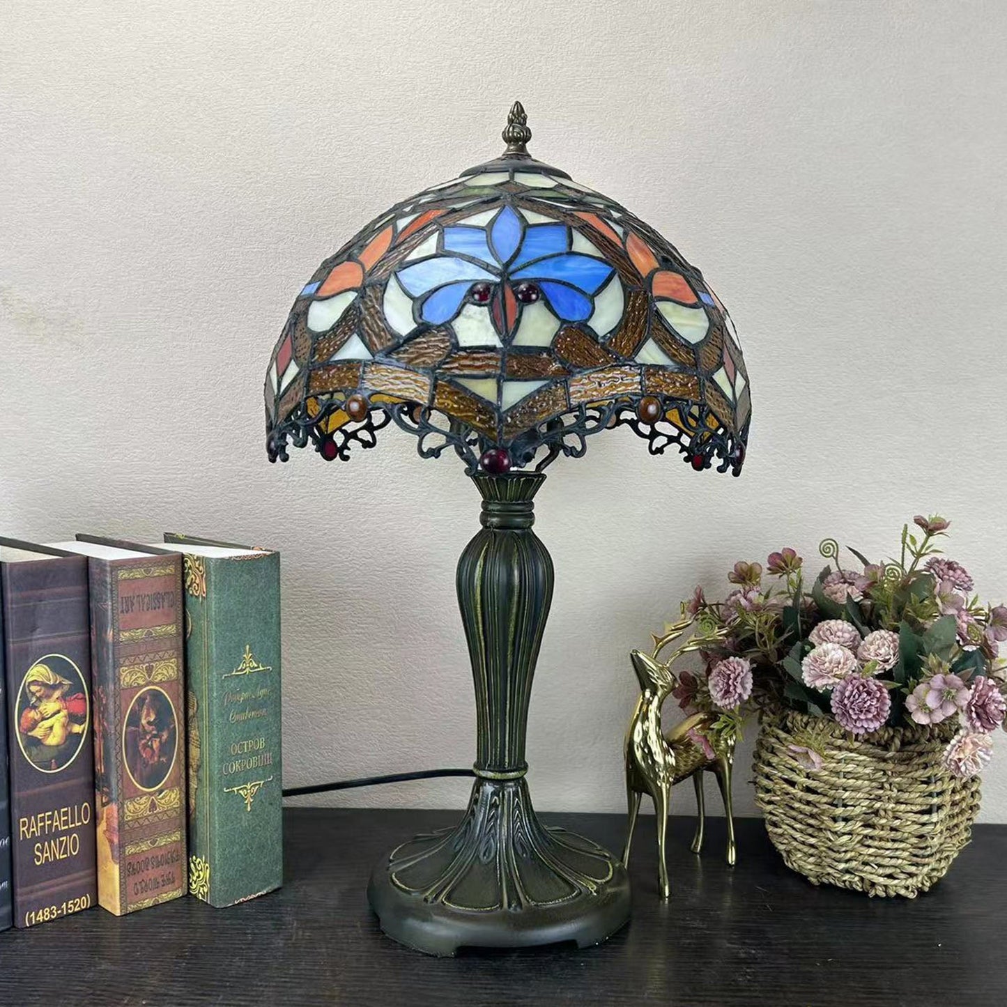 Traditional Tiffany Metal Glass Dome Grape Flower Dragonfly Butterfly 1-Light Table Lamp For Bedside