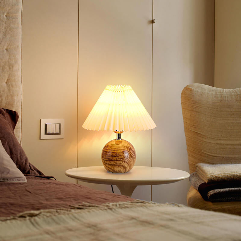 Vintage Pleated Fabric Lampshade Ceramic 1-Light Table Lamp