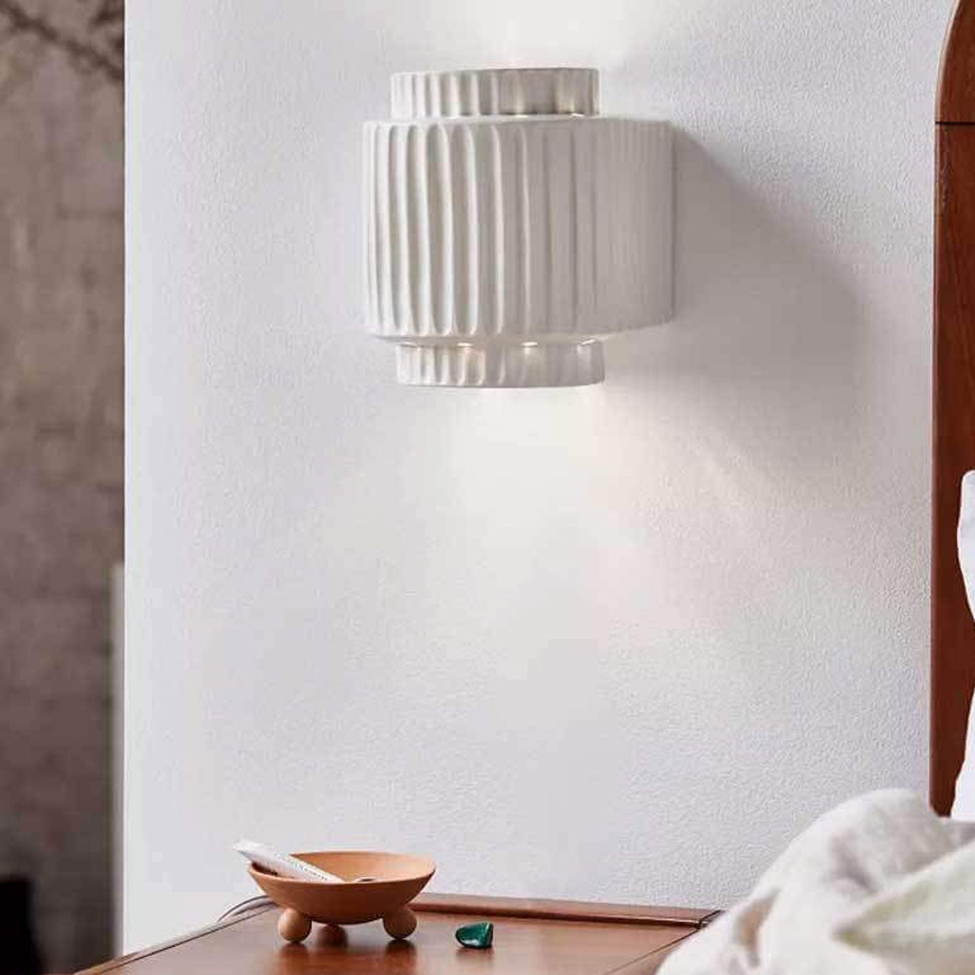 Japanese Creative Column Resin 1-Light Wall Sconce Lamp