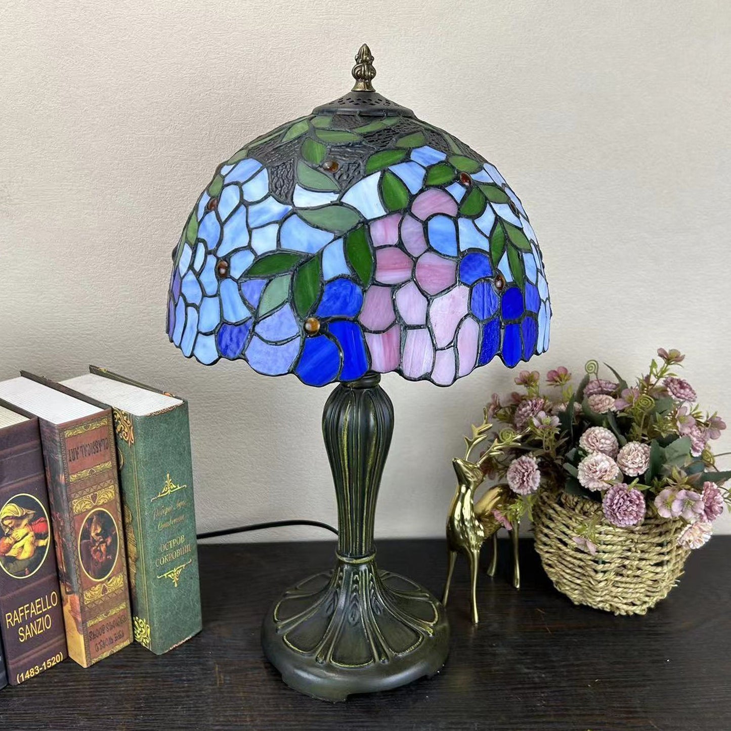 Traditional Tiffany Metal Glass Dome Grape Flower Dragonfly Butterfly 1-Light Table Lamp For Bedside