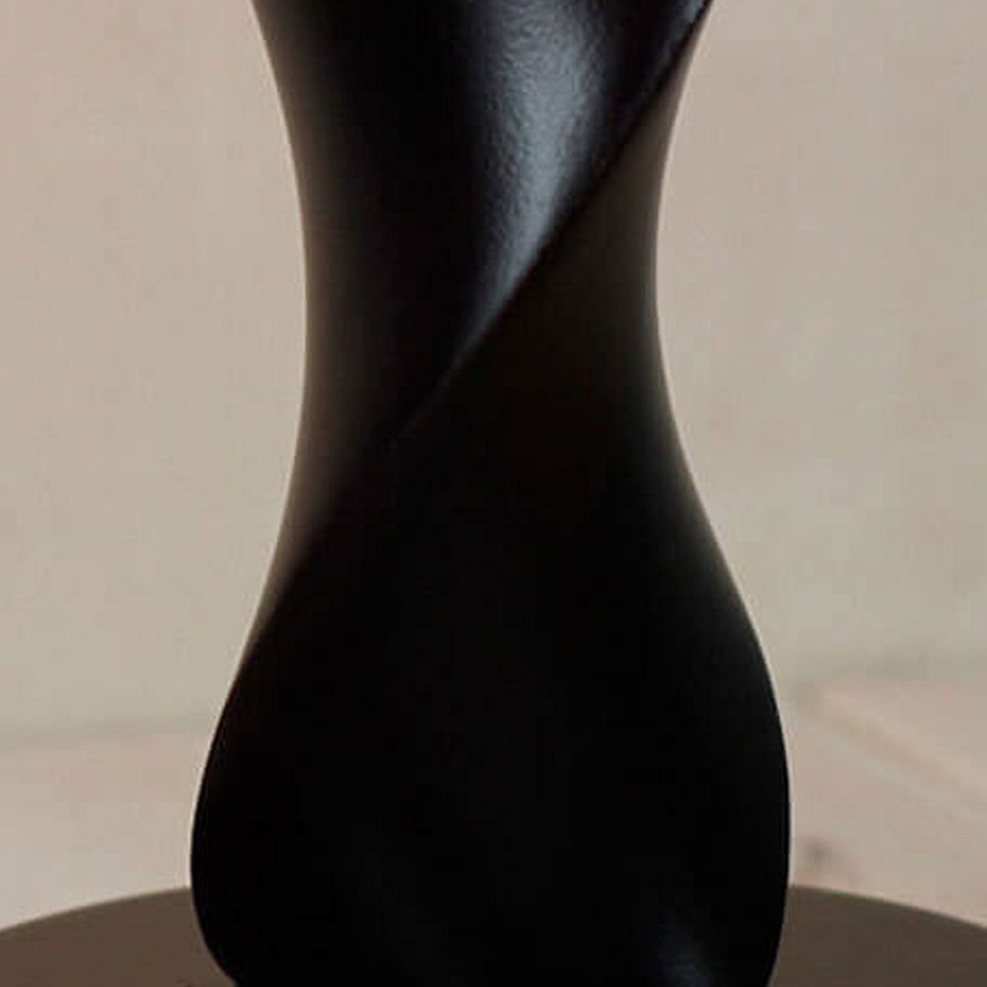 Modern Minimalist Solid Wood Fabric 1-Light Table Lamp