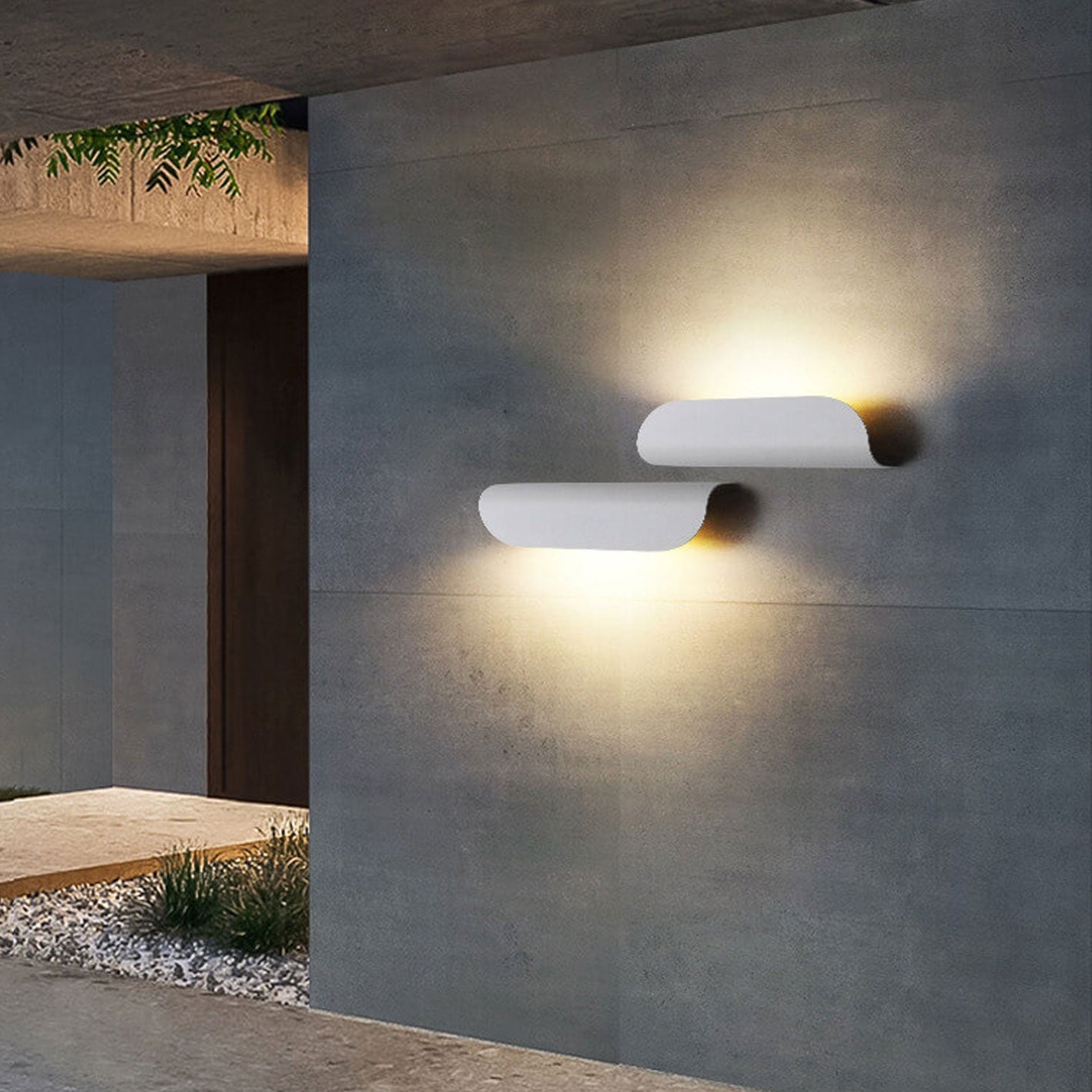 Modern Outdoor Curved Waterproof LED Garden Wall Sconce Lamp