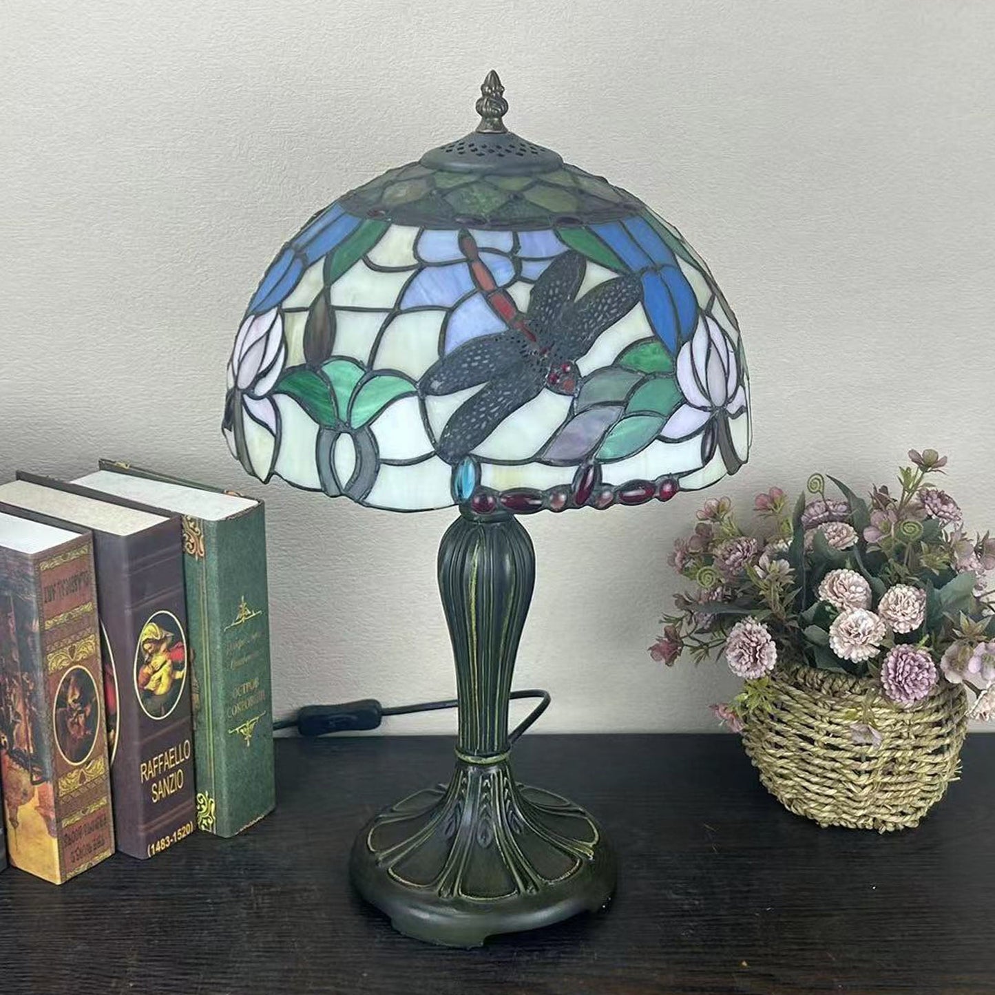 Traditional Tiffany Metal Glass Dome Grape Flower Dragonfly Butterfly 1-Light Table Lamp For Bedside