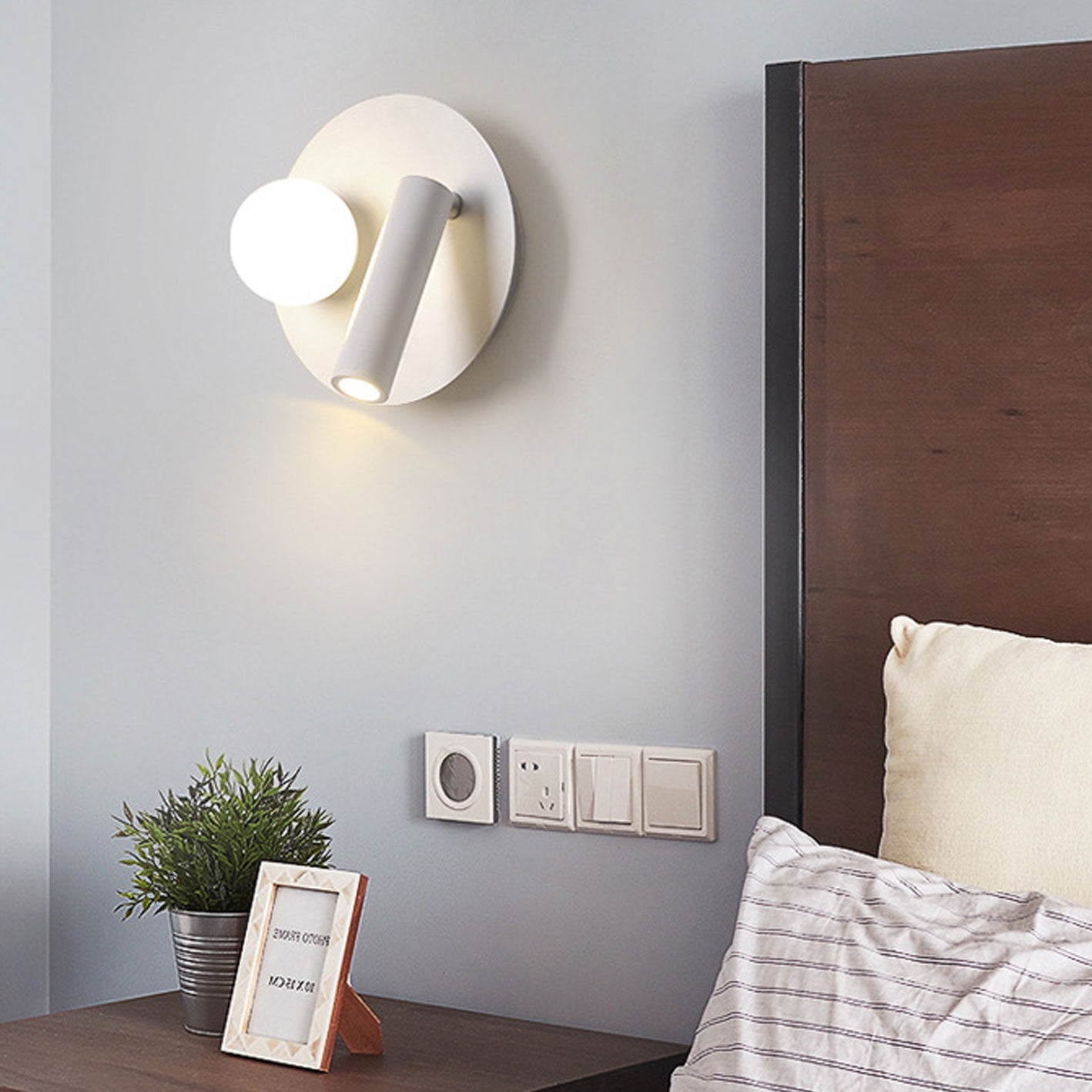 مصباح حائطي LED للقراءة مصنوع من الحديد الأكريليكي دائري/مربع بتصميم بسيط على الطراز الاسكندنافي