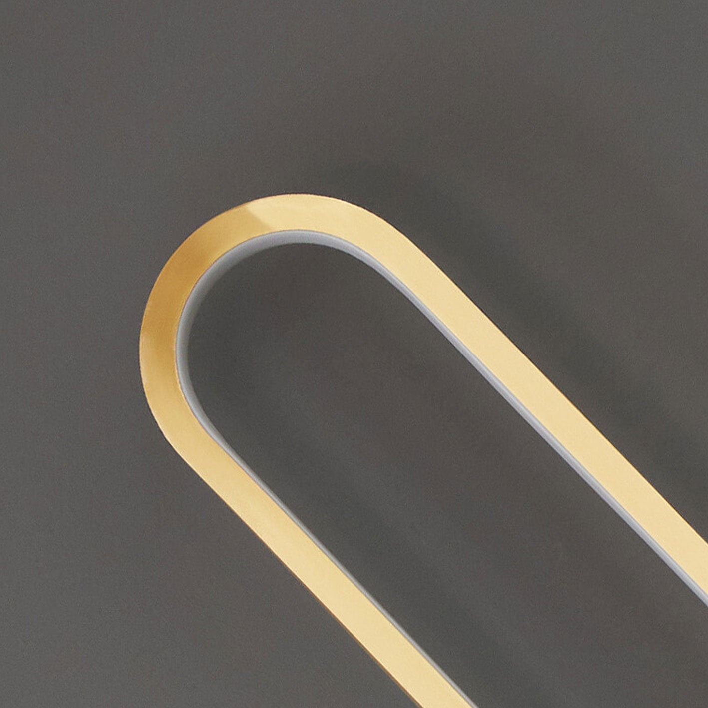 مصباح حائط LED فاخر من Nordic Light مزود بحلقة طويلة من النحاس بالكامل