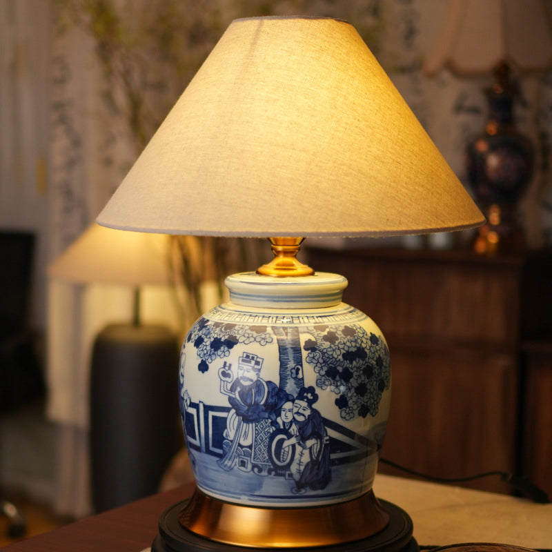 Traditional Chinese Vase-shaped Ceramic Hardware Fabric 1-Light Table Lamp For Bedroom