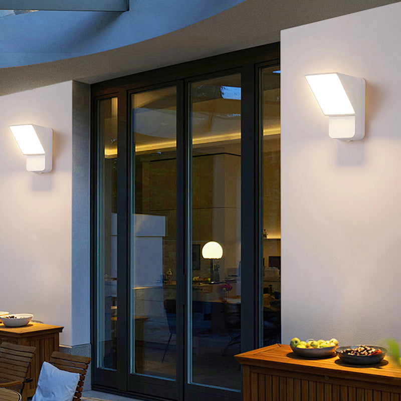 مصباح حائط LED بتصميم عصري بسيط مصنوع من الألومنيوم قابل للدوران ومقاوم للماء للاستخدام في الفناء الخارجي
