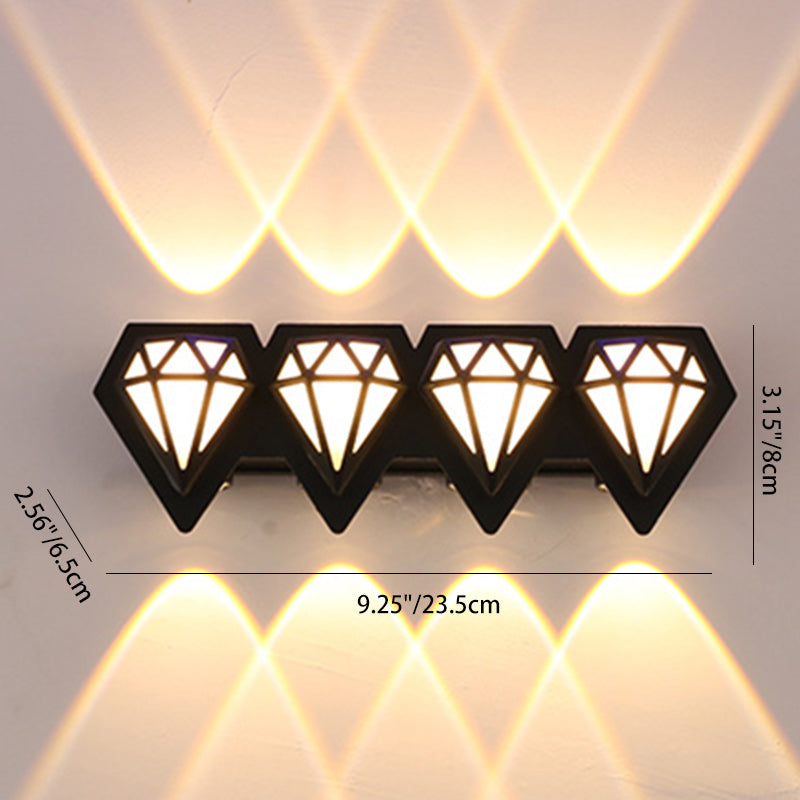 مصباح حائط LED على شكل ماسي من الألومنيوم المقاوم للماء بتصميم إبداعي معاصر للفناء الخارجي