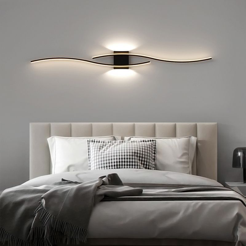 مصباح حائط LED من الأكريليك المصنوع من الحديد المنحني الطويل بتصميم عصري بسيط لغرفة المعيشة