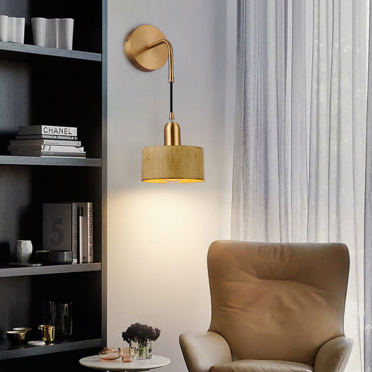 現代的なスカンジナビアの丸型木製ランプシェード、アイアン製 1灯 リビングルーム用壁取り付け用燭台ランプ