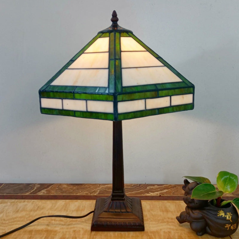 Traditional Vintage Resin Base Conical Glass Lampshade Grid 1 - Light Table Lamp For Living Room