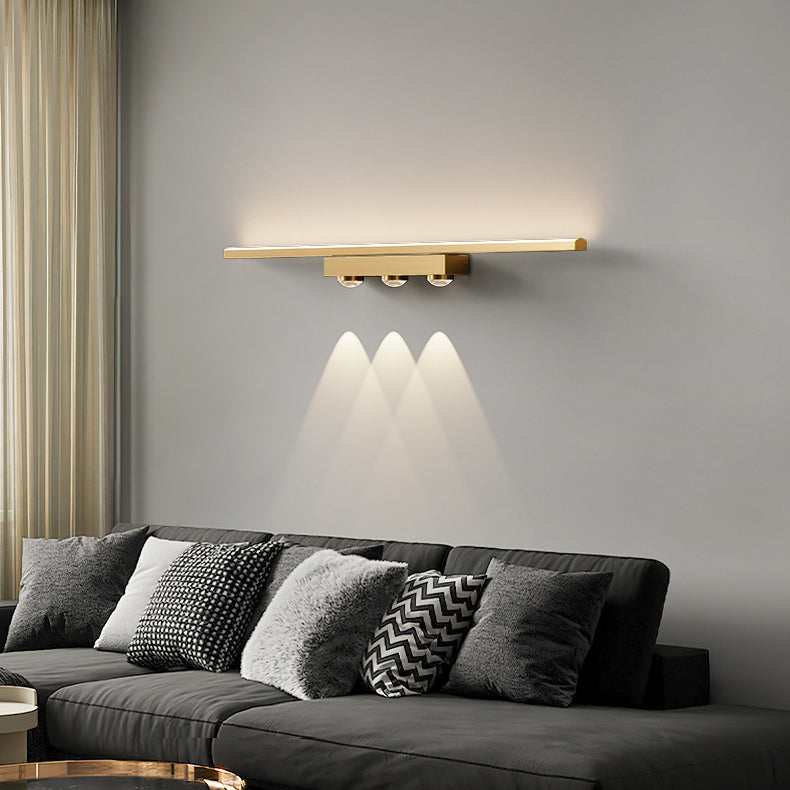 Contemporary Scandinavian Acrylic Brass LED Wall Sconce Lamp For Living Room