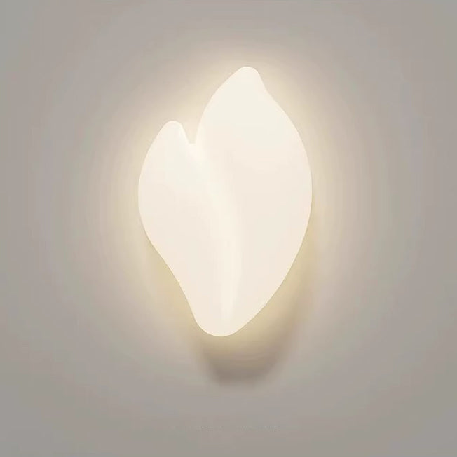 Contemporary Creative Cloud Pentagram Leaf Hardware PE LED Flush Mount Ceiling Light For Bedroom