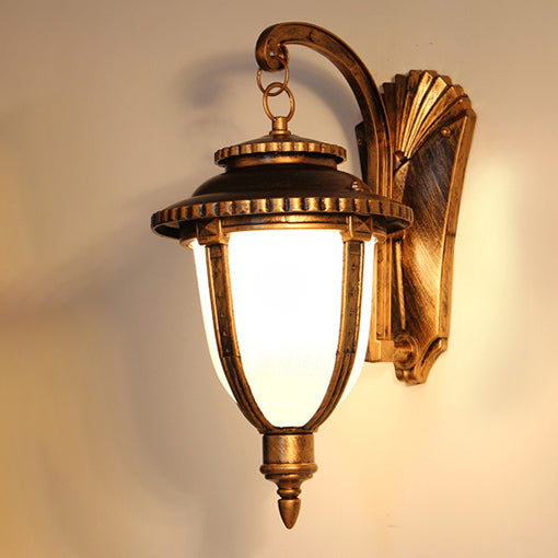 Traditional European Aluminum & Glass Patterned Lampshade Round Carved 1-Light Outdoor Wall Sconce Garden & Balcony