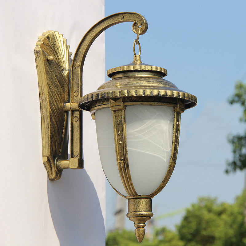 Traditional European Aluminum & Glass Patterned Lampshade Round Carved 1-Light Outdoor Wall Sconce Garden & Balcony