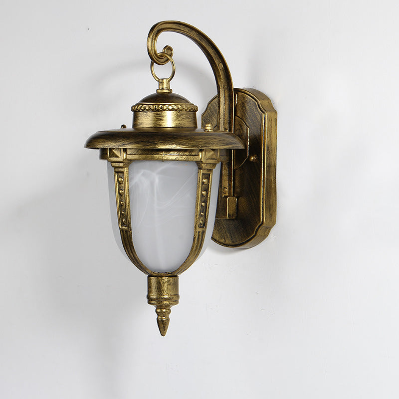 Traditional European Aluminum & Glass Patterned Lampshade Round Carved 1-Light Outdoor Wall Sconce Garden & Balcony