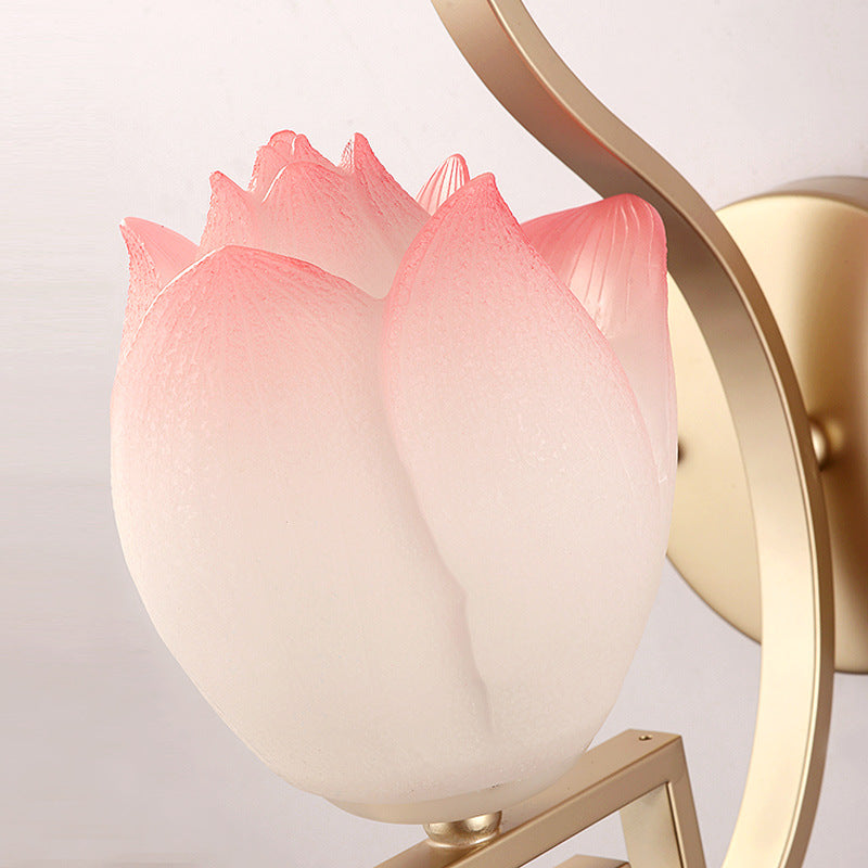Traditional Chinese Iron & Resin Lotus-Shaped Lampshade Curved Arm 1-Light Wall Sconce Lamp For Bedroom & Living Room