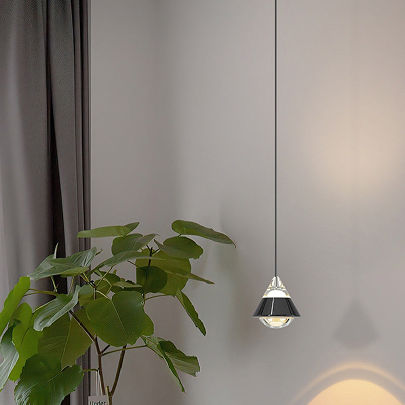 مصباح LED معلق على شكل كرة مخروطية من الألومنيوم والحديد بتصميم عصري بسيط لغرفة النوم