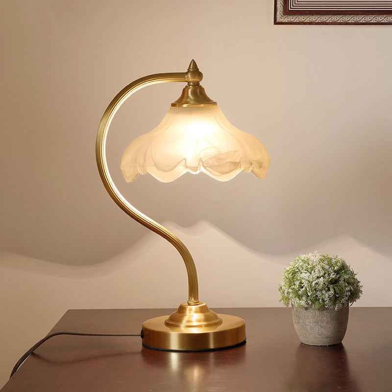 Traditional European Brass Glass Floral Shade Round Base 1-Light Table Lamp For Bedroom