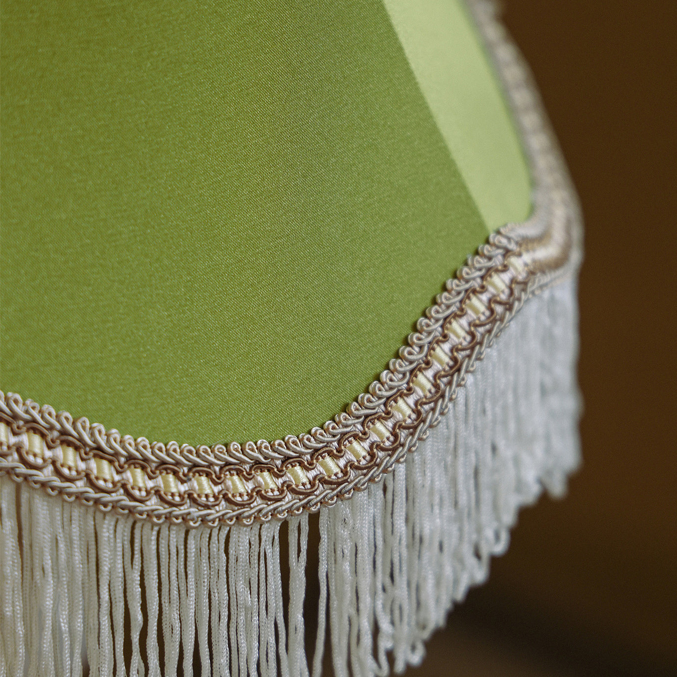 Traditional Vintage Brass & Fabric Conical 1-Light Table Lamp For Bedroom And Living Room