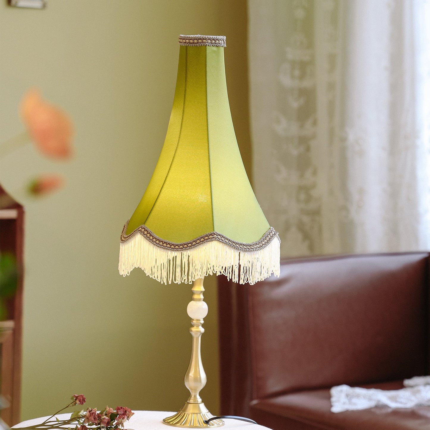 Traditional Vintage Brass & Fabric Conical 1-Light Table Lamp For Bedroom And Living Room