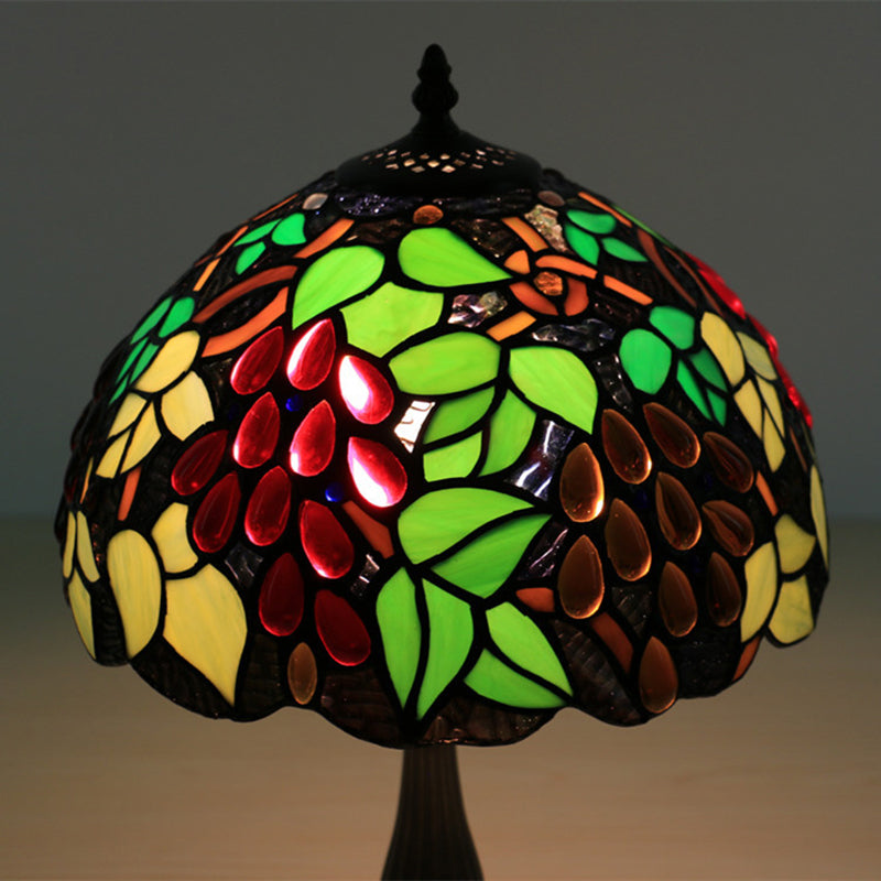 Traditional Tiffany Zinc Alloy & Stained Glass Round 1-Light Table Lamp For Bedroom & Living Room