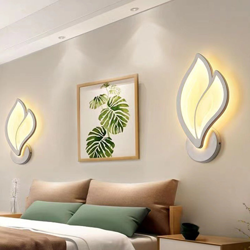 Modern Art Deco Acrylic Aluminum Iron Petal LED Wall Sconce Lamp For Bedroom & Living Room