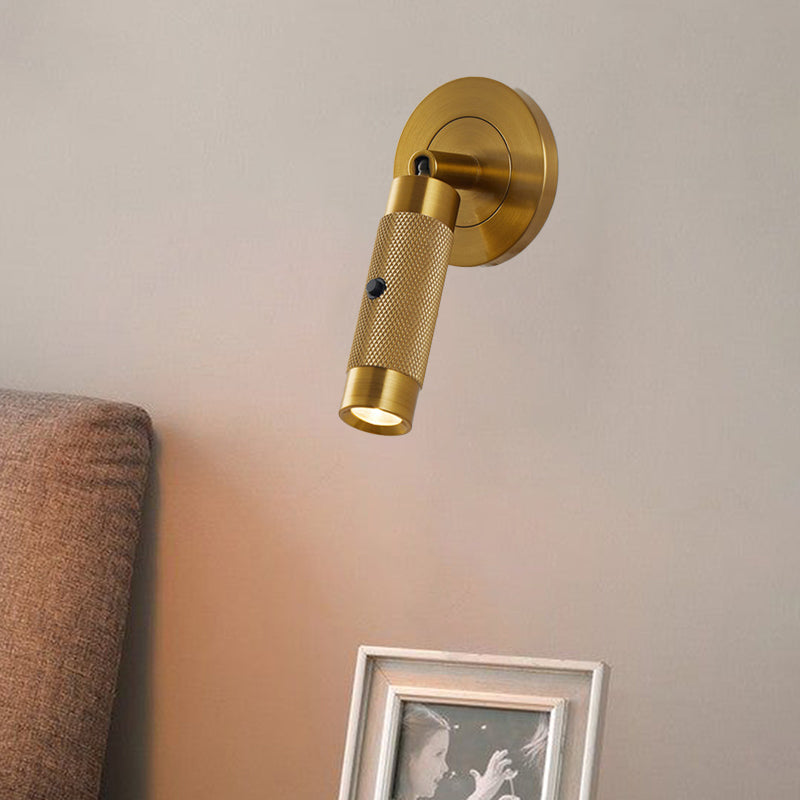 مصباح حائط LED دائري أسطواني من الألومنيوم بتصميم إسكندنافي معاصر لغرفة المعيشة
