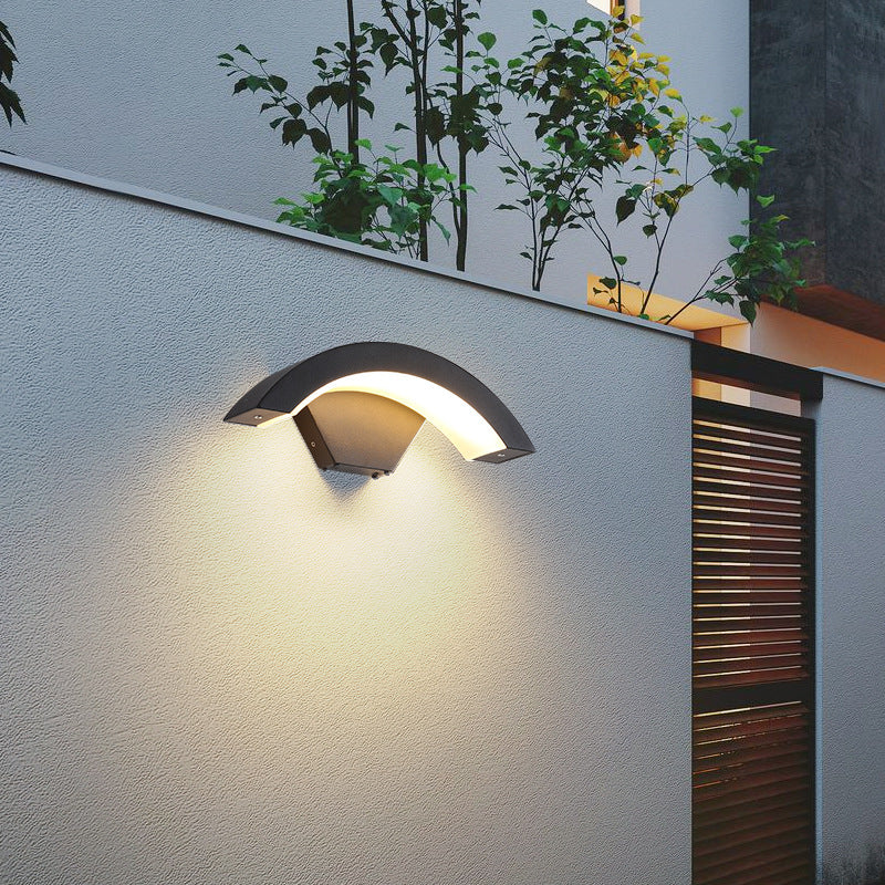 Modern Minimalist Curved Aluminum Acrylic LED Wall Sconce Lamp For Garden