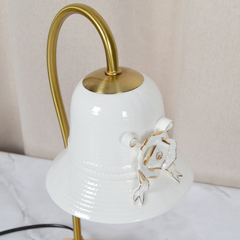 Traditional Vintage Flower-Shaped Teardrop Base Iron 1-Light Aroma Melt Wax Table Lamp For Bedroom