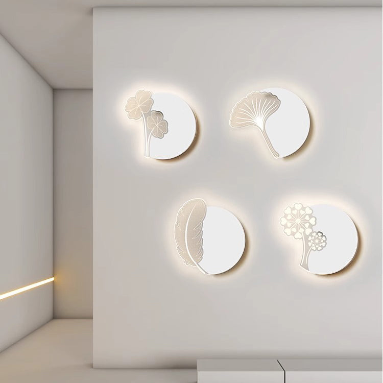 مصباح حائط LED مصنوع من الحديد الأكريليك على شكل زهرة على شكل ريشة بتصميم عصري بسيط لغرفة النوم