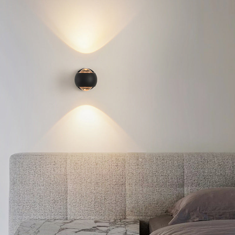مصباح حائط LED دائري من الألومنيوم والحديد بتصميم عصري بسيط لغرفة المعيشة