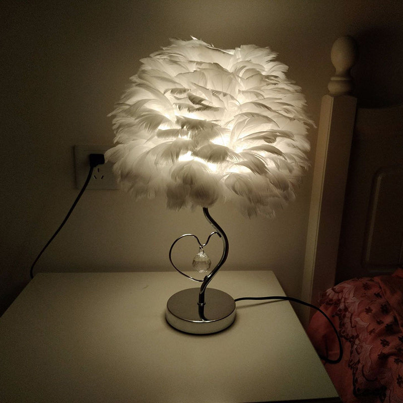 Modern Art Deco Heart Feather Iron Rod 1-Light Table Lamp For Bedroom