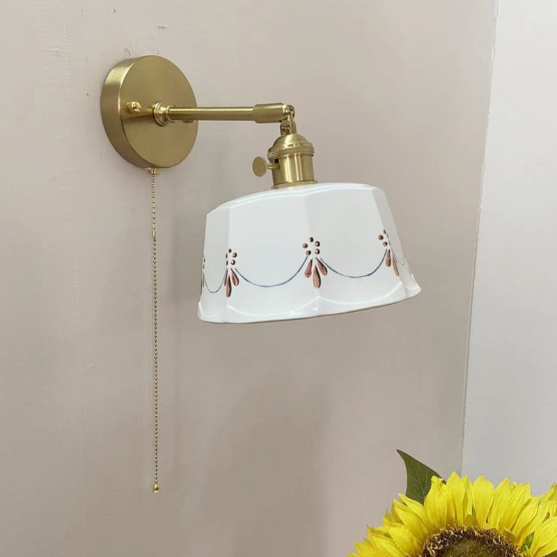 Traditional Vintage Round Hand Painted Pattern Brass Ceramic 1-Light Wall Sconce Lamp For Bedroom