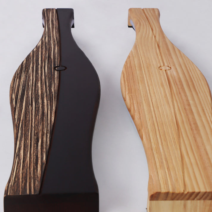 Traditionelle japanische Wandleuchte in Vasenform aus Holz, Aluminium, Silikon und LED für das Wohnzimmer