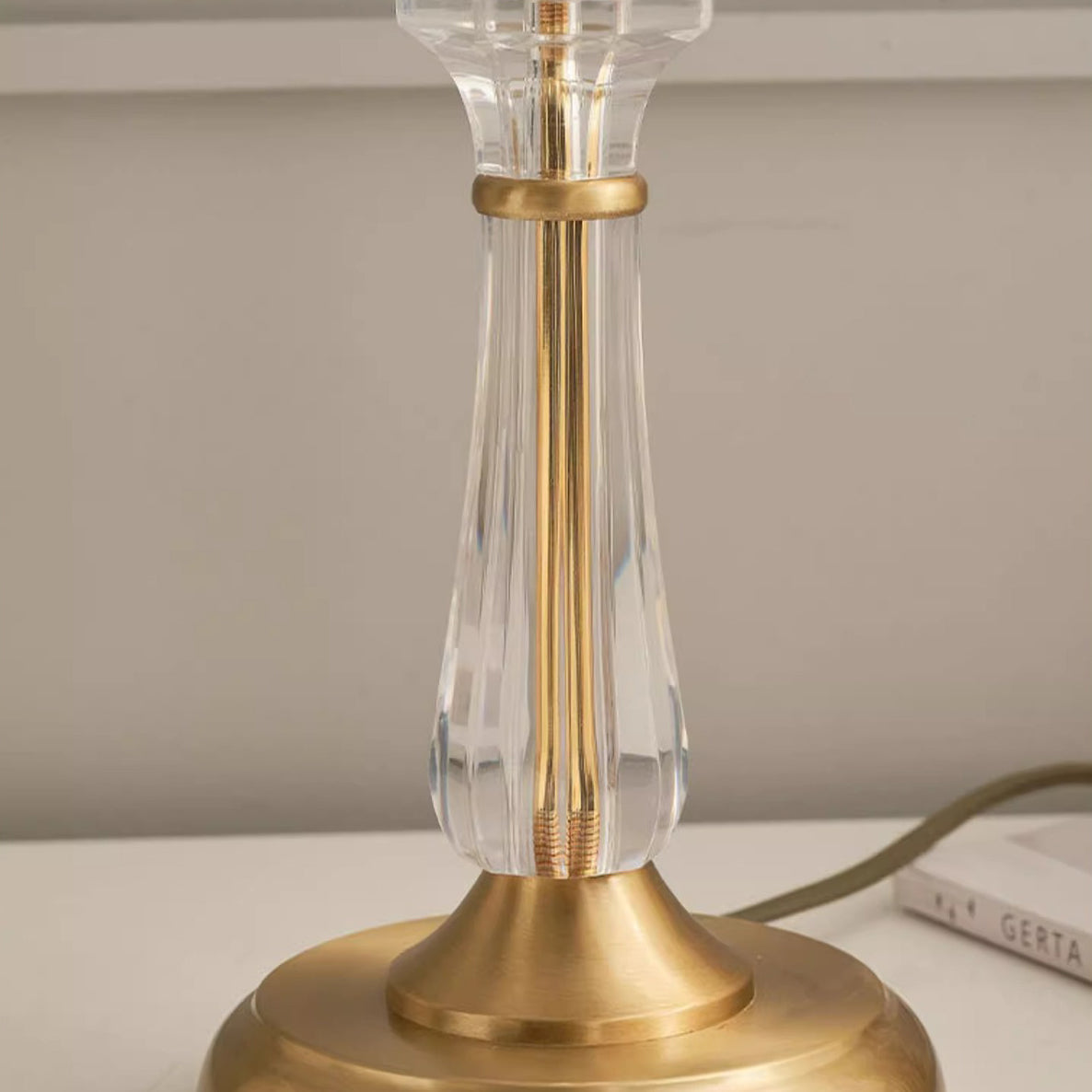 Traditional European Round Domed Lace Full Copper Acrylic 1-Light Table Lamp For Bedroom