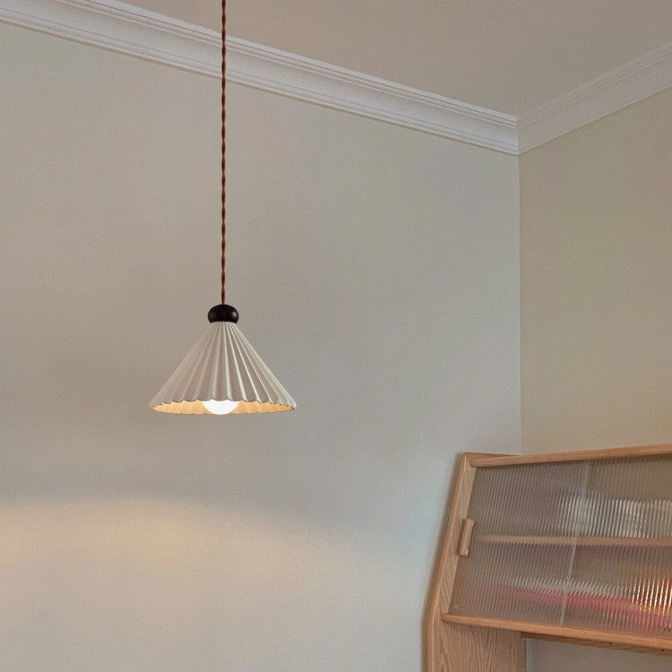 Traditional Vintage Cone Pleated Ceramic Shade Wood 1-Light Pendant Light For Living Room