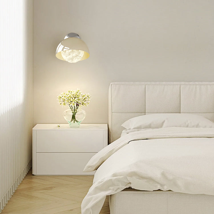 مصباح حائط LED بتصميم قبة نصف دائرية معاصرة إبداعية مصنوعة من الحديد البولي إيثيلين مع ظل القمر لغرفة النوم