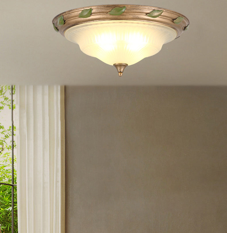Traditional European Iron Glass Cone-Shaped 3/4/5-Light Flush Mount Ceiling Light For Living Room Or Bedroom