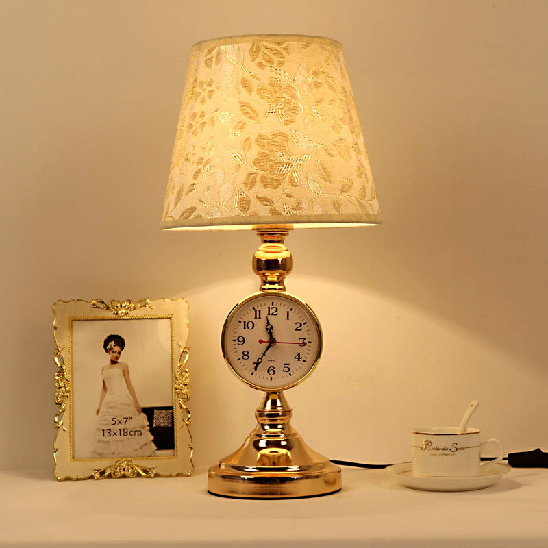 Traditional European Iron Fabric Truncated Cone 1-Light Table Lamp For Bedside Or Study